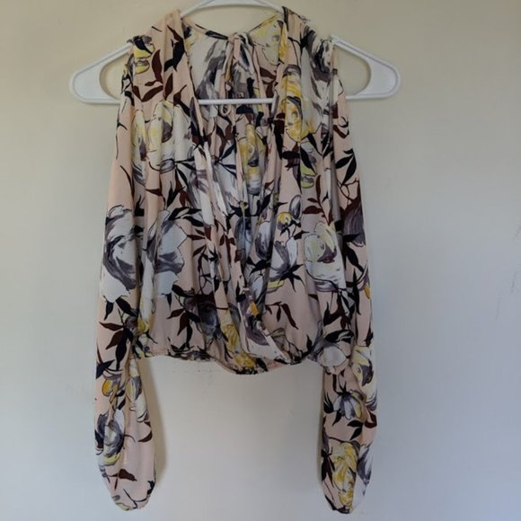 Charlotte Russe Tops - Charlotte Russe Floral Surplice Long Sleeves Top